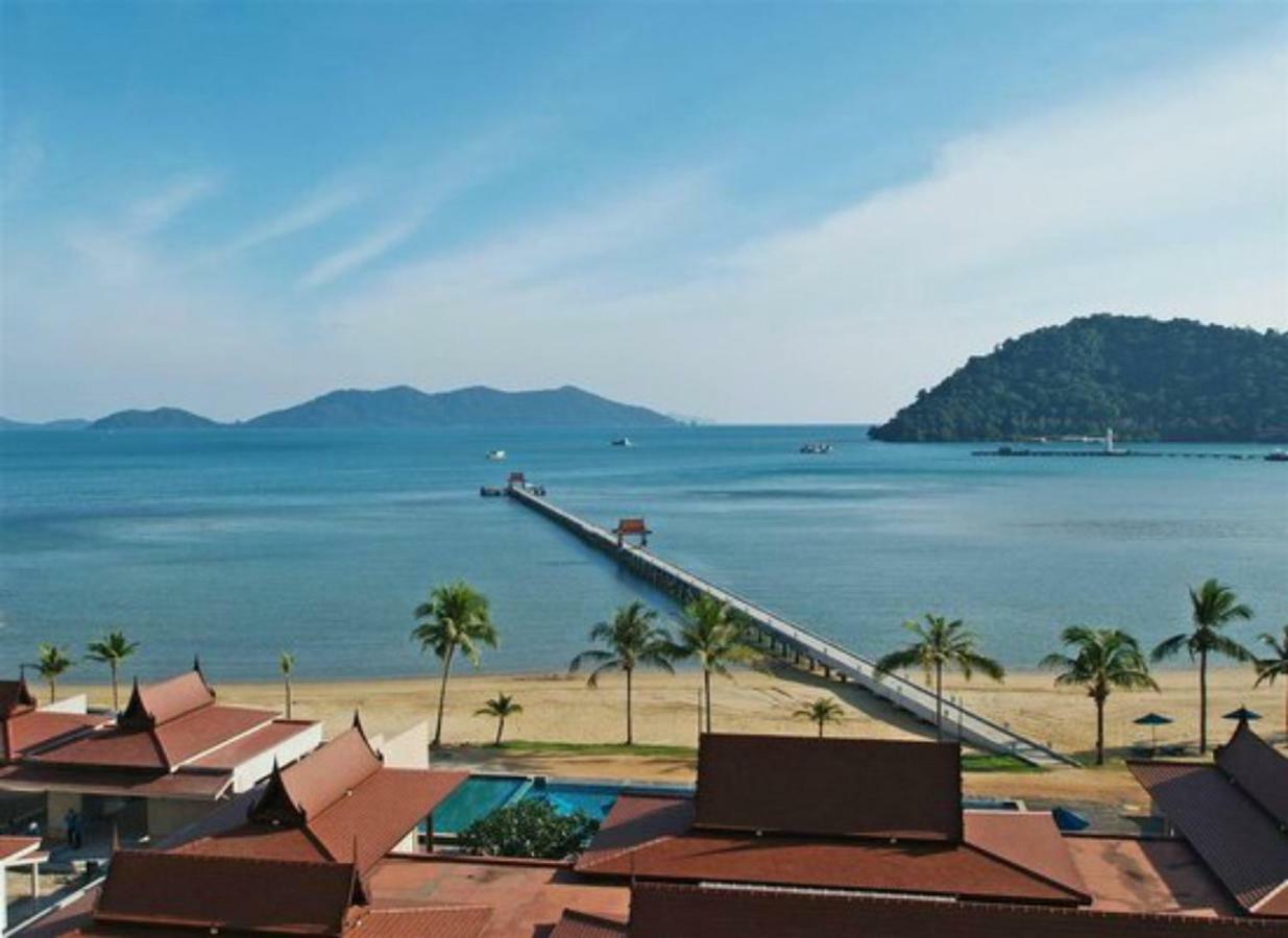 Point Of View Condos, Tranquility Bay, チャン島 エクステリア 写真